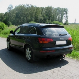 Фаркоп Bosal Audi Q7 черный 2006-2015