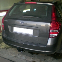 Фаркоп BOSAL Kia Ceed Sporty WGN  (без электрики) 2007-2012