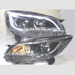 Передняя оптика для Ford Kuga (2013-) Angel Wings Style, LED, DRL, под ксенон, эл. корректор, Black