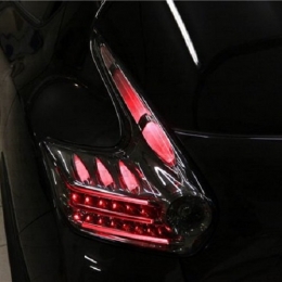 Задняя оптика для Nissan Juke Red
