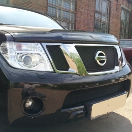 Защита радиатора для Nissan Pathfinder (NAVARA) черная низ