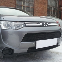Защита радиатора для Mitsubishi Outlander III Premium черная